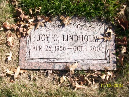 Joy Lindholm gravestone, Clas of 1974