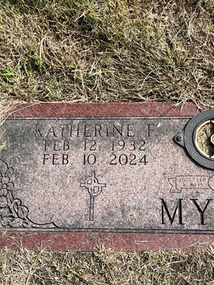 Katherine (Katie) Carnell Myers gravestone, Class of 1949
