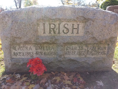 Laura Johnson Irish gravestone, Class of 1900