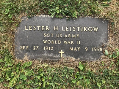 Lester Leistikow gravestone, Class of 1932