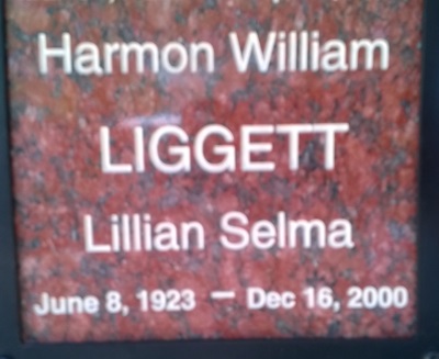 Lillian Wesley Liggett gravestone, Class of 1941