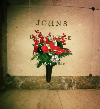 Linda Mills Johns gravestone, Class of 1960