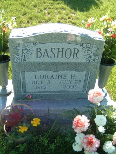 Loraine Hoos Speake Bashor gravestone, Class of 1933