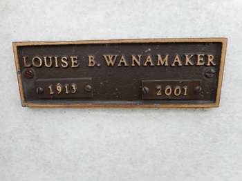 Louise Bach Wanamaker gravestone, Class of 1931