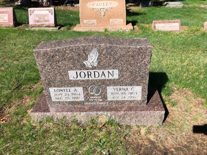 Lowell Jordan gravestone, Teacher