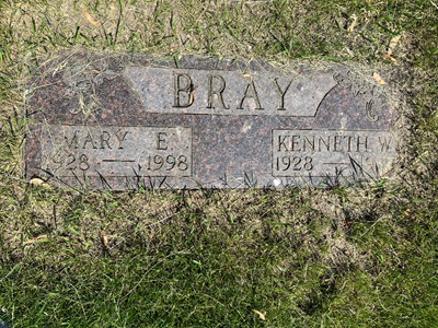 Mariellen Jolliff Bray gravestone, Class of 1947