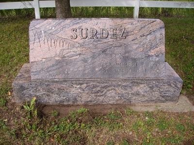 Marjorie Huff Surdez gravestone, Class of 1943