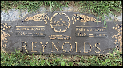 Mary Dudgeon Reynolds gravestone, Class of 1949