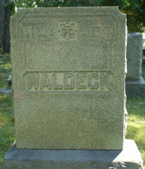 Philip Waldeck gravestone, Class of 1916