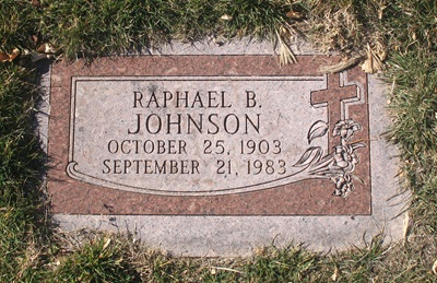 Raphael Pierson Johnson gravestone, Class of 1921