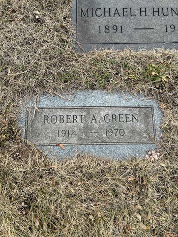 Robert Green gravestone, Class of 1932