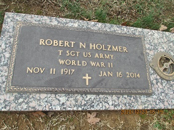 Robert Holzmer gravestone, Class of 1936