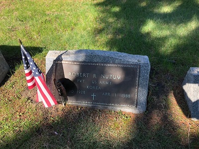 Robert Nuzum gravestone, Class of 1946
