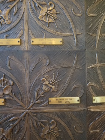 Ruth King Young memorial plaque, Class of 1934