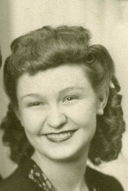 Sandra Evelyn Priddy Wieczorek Ancesgry pic, Class of 1943