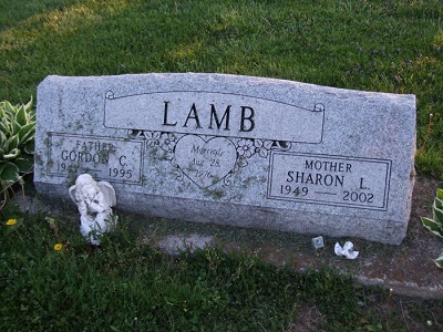 Sharon Marks Lamb gravestone, Class of 1968