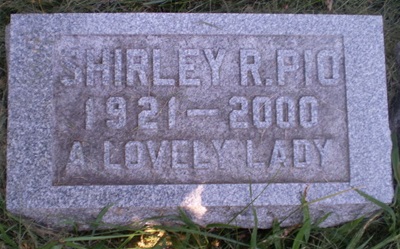 Shirley Hoos Pio gravestone, Class of 1939