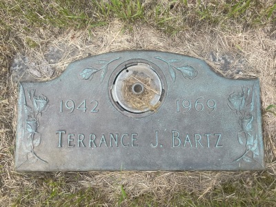 Terrence (Terry) Bartz gravestone, Class of 1960