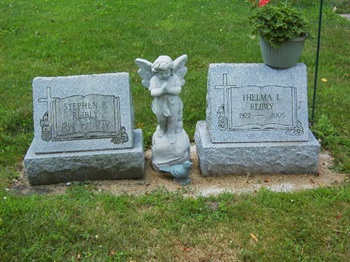 Thelma Svetanoff Reibly gravestone, Class of 1940