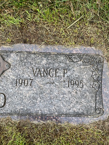 Vance Reed gravestone, Class of 1926