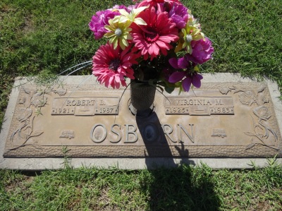 Virginia Benninghoff Osborn gravestone, Class of 1943