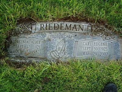 Virginia Noggle Riedeman gravestone, Class of 1941