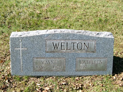 Wayne Welton gravestone, Class of 1944